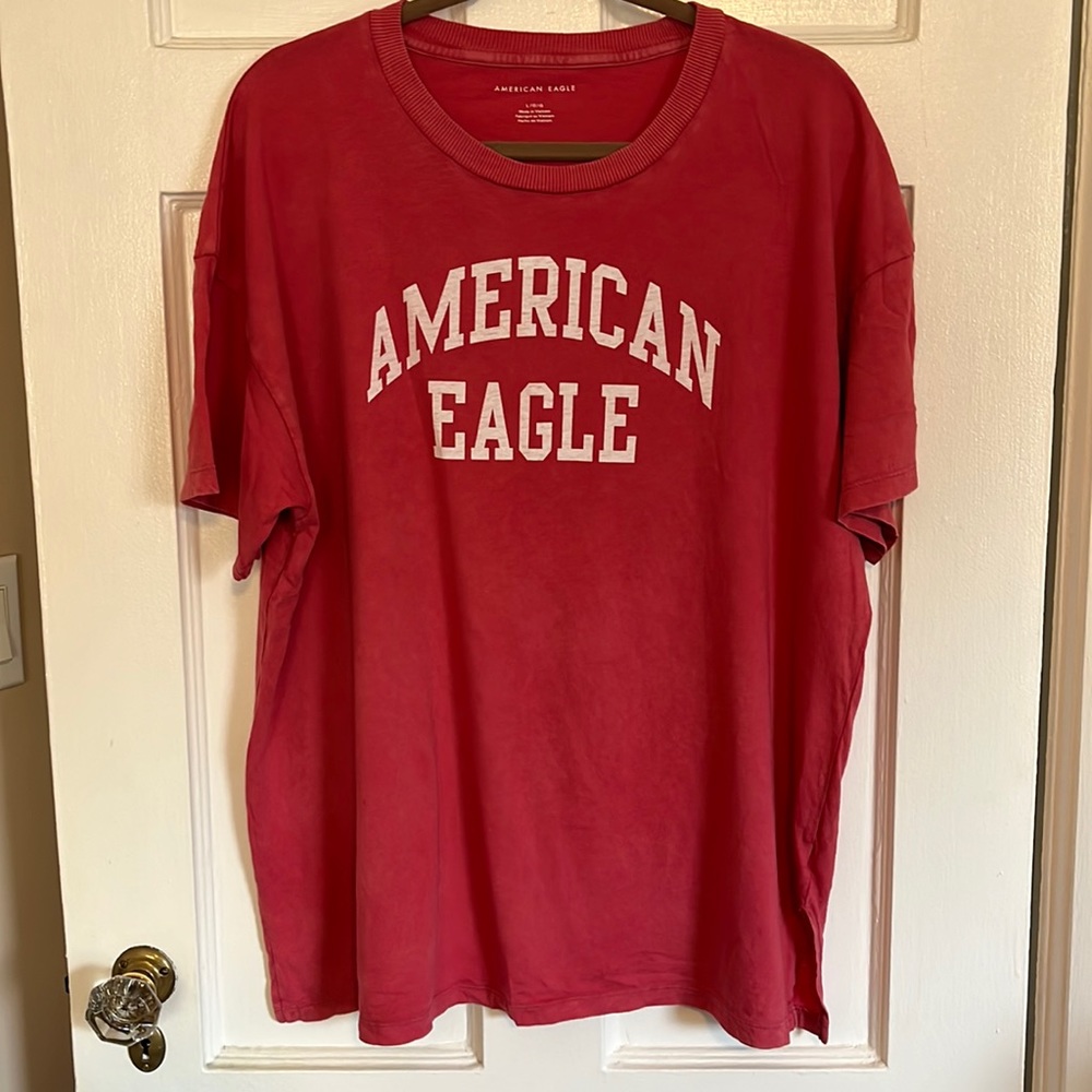American Eagle large red long T-shirt like new